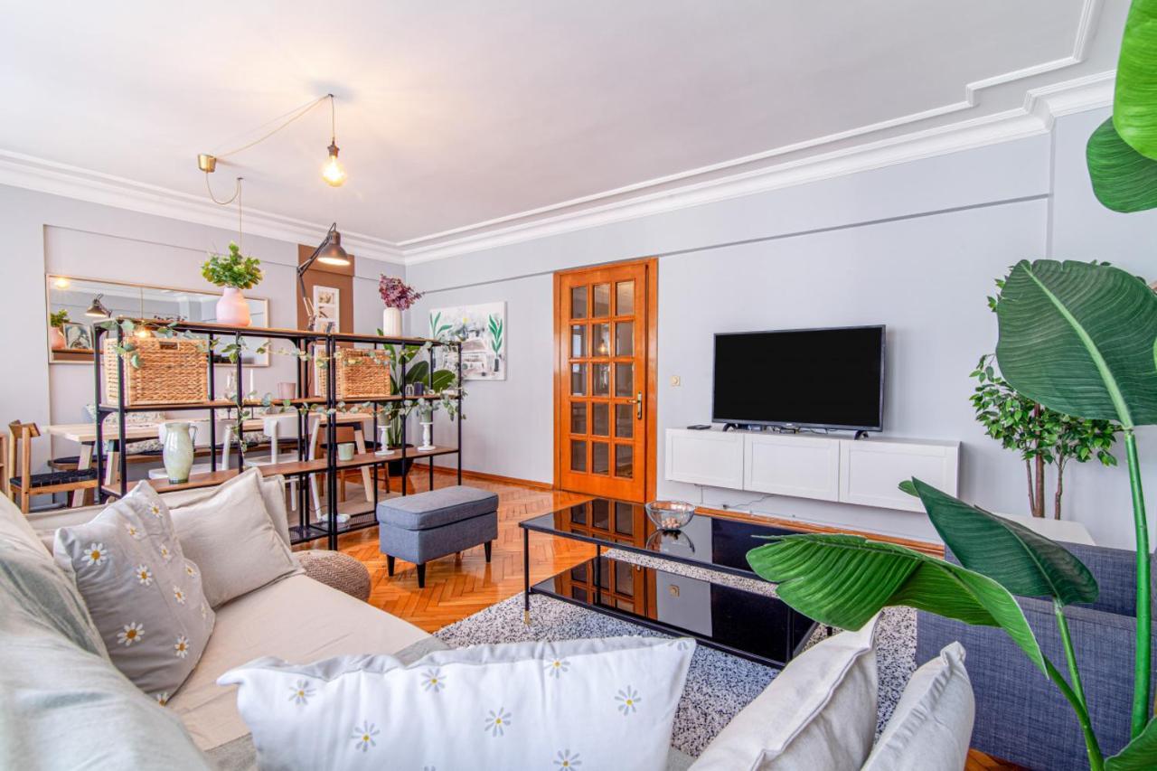 اسطنبول Gorgeous Flat With Lovely Balcony In Nisantasi المظهر الخارجي الصورة